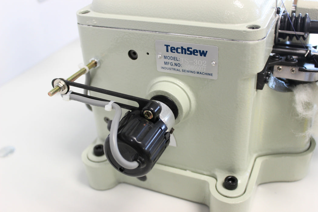 Techsew 302 PRO Medium to Heavy-Duty Fur Sewing Machine
