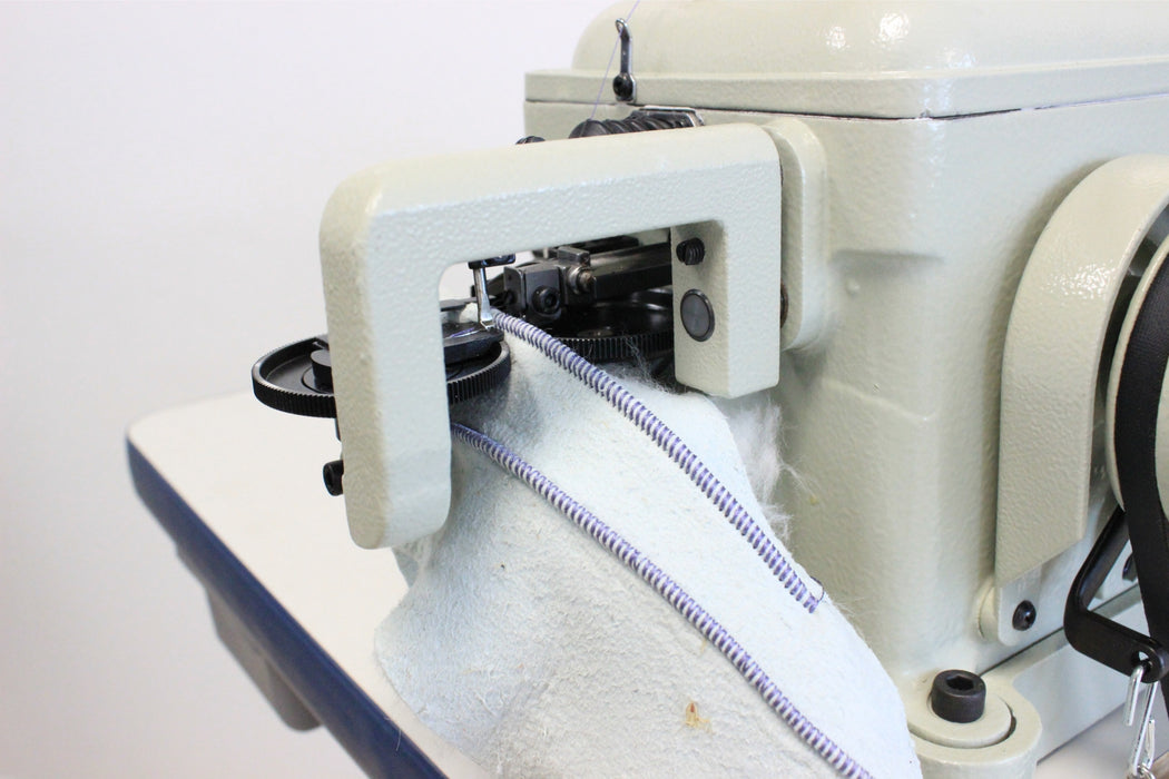 Techsew 302 PRO Medium to Heavy-Duty Fur Sewing Machine