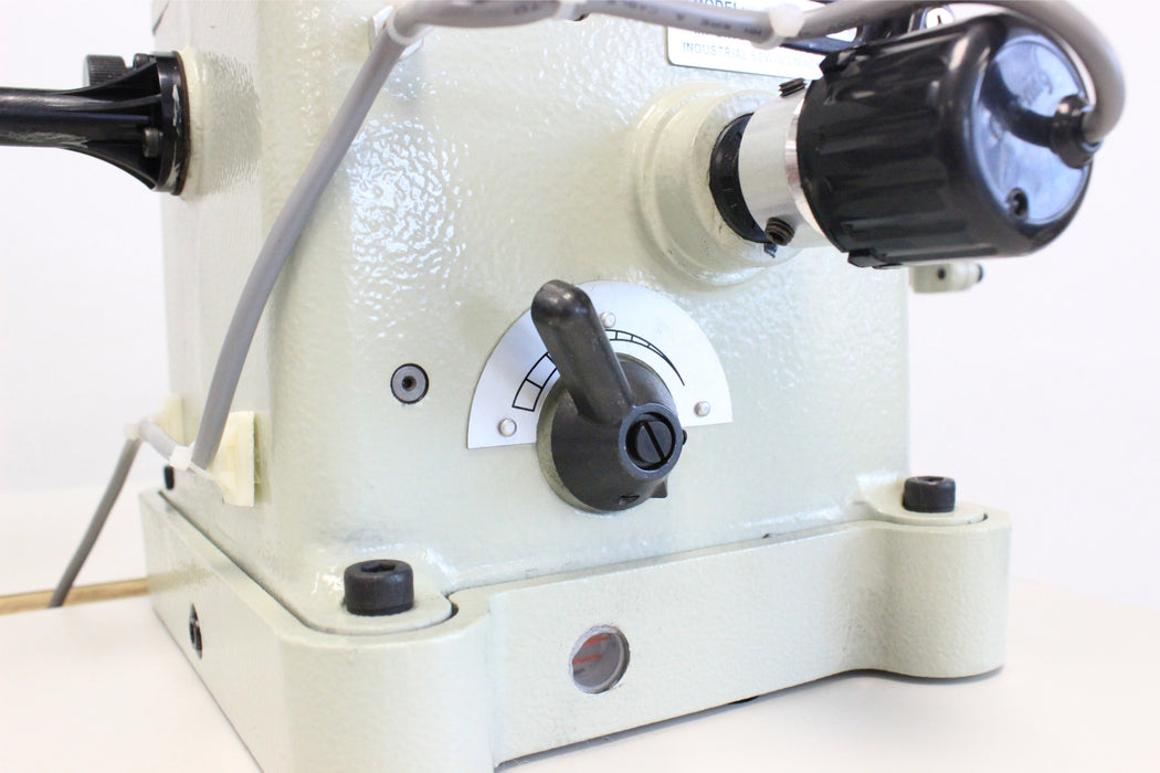 Techsew 302 PRO Medium to Heavy-Duty Fur Sewing Machine